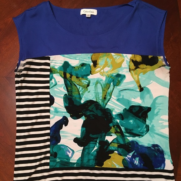 Calvin Klein - Picture 1 of 3